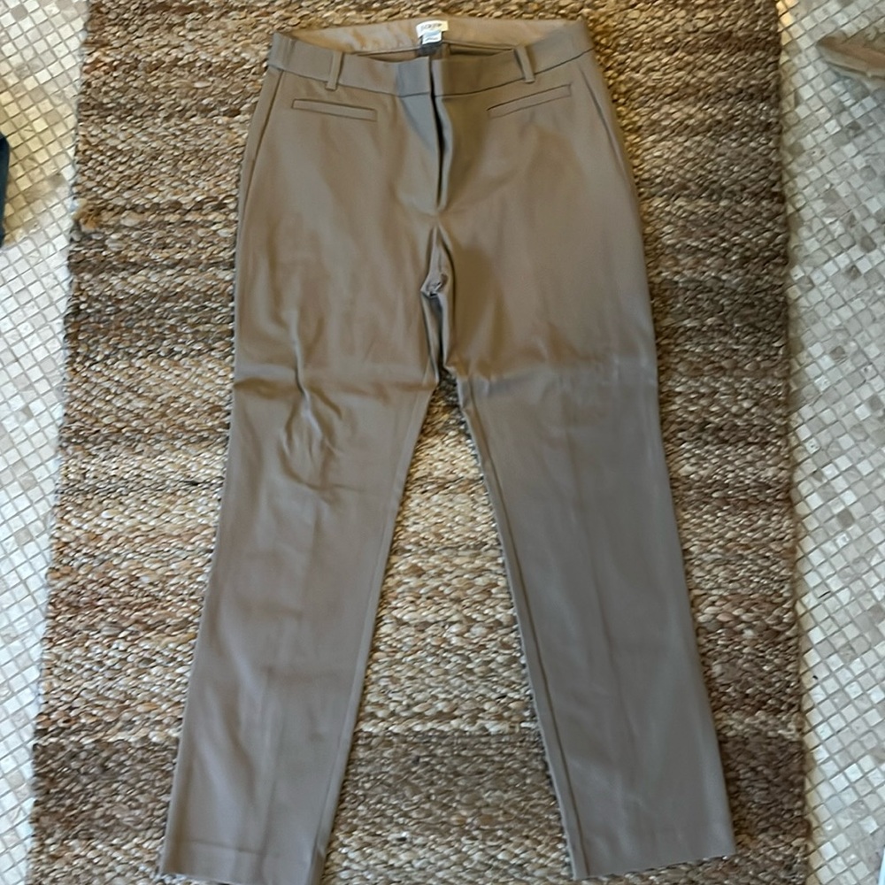 J Crew beige trouser Size 8 Never worn